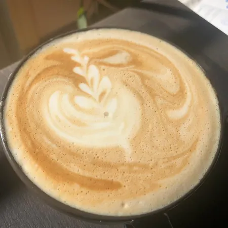 Holmes Cafe &